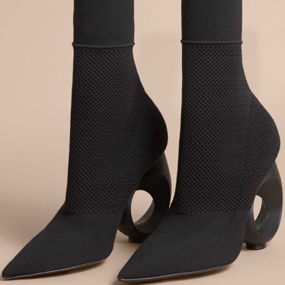 Vintage BURBERRY Kimberly boots, black knitted with circular cutout heels